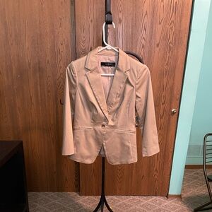 The Limited Beige Single-Button Tailored Blazer